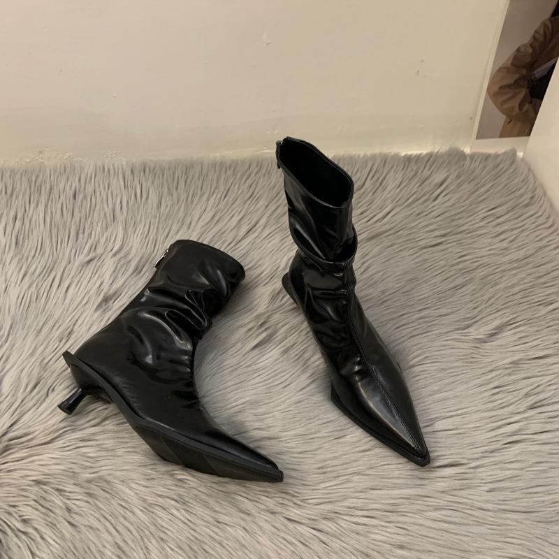 French temperament high-heeled thin short boots women's shoes 2025 new brown autumn and winter pointed stiletto boots small naked boots