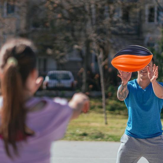 Soft Rugby Ball Kids Foam Spiral Football Toy Easy Grip Decompression Toy Hand-Eye Coordination Training Small Footballs for School Sports Party Game