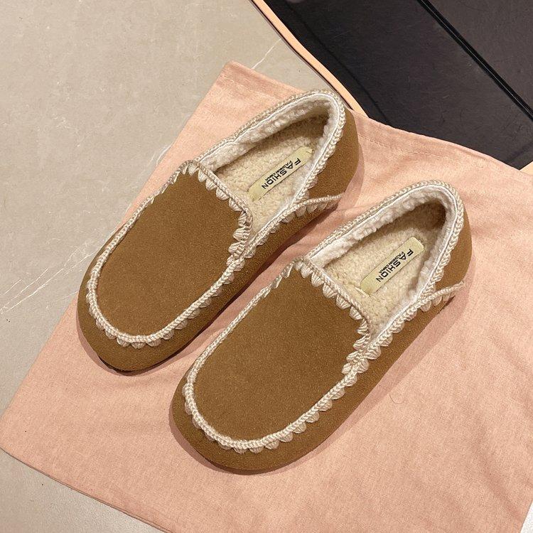 [Youshilai] Niche Design Flat-bottomed Velvet Loafers Women's 2025 Winter New Casual Versatile Doudou Shoes