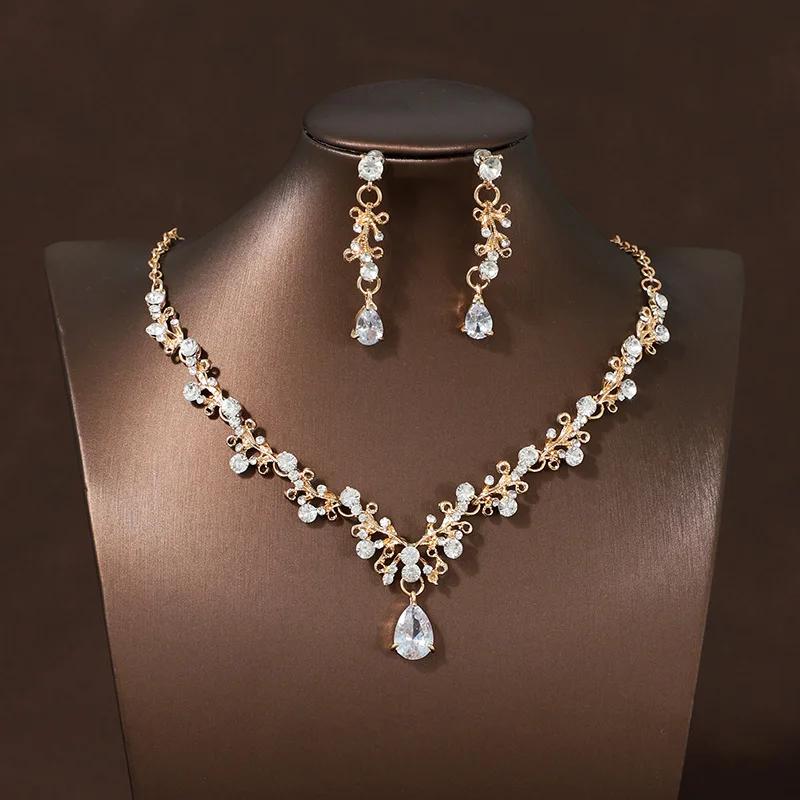 Brautschmuck-Set Goldfarbene Krone Halskette Ohrringe Vierer-Set&Geeignet für Damenhochzeit, Geburtstagsfeier