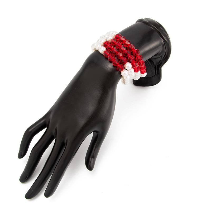 European and American sweet and cool goth bloody tassel choker Halloween blood-stained imitation pearl beaded necklace