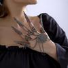 Personalità Gotica Intagliato Catena Metallica Nappa Conica Unghie Dorso Mano Dita Insieme Bracciale per Donne Gioielli Regali