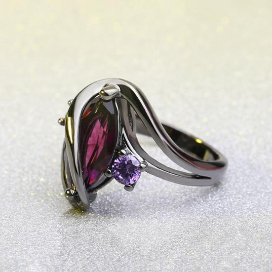 Women Romantic Faux Sapphire Horse Eye Shaped Hollow Out Ring Jewelry