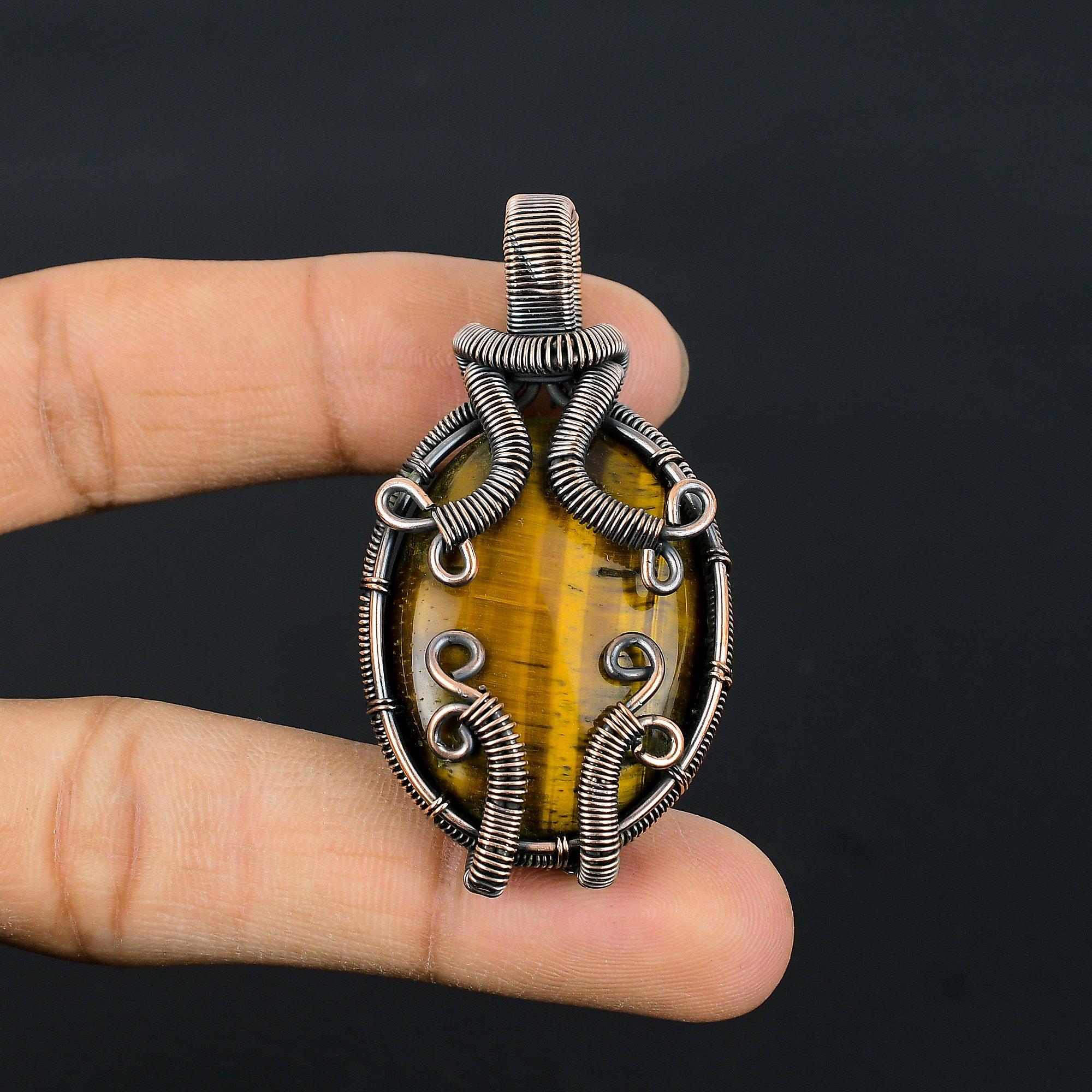 

Подвеска Тигровый глаз, Подвеска из драгоценного камня ручной работы, обернутая медной проволокой 999 пробы, Антикварное украшение, Для подарка, Серебряное украшение 2.55 Inches