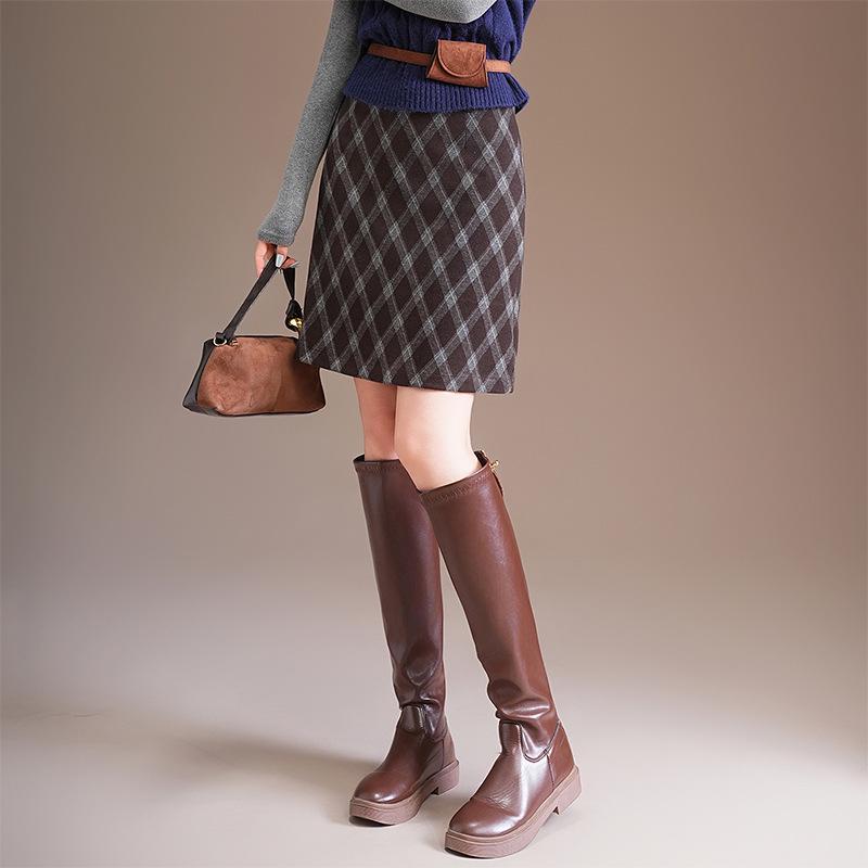 Elegant Petite Retro Plaid Wool Blend Slim Fit Skirt – Winter 2025 Collection