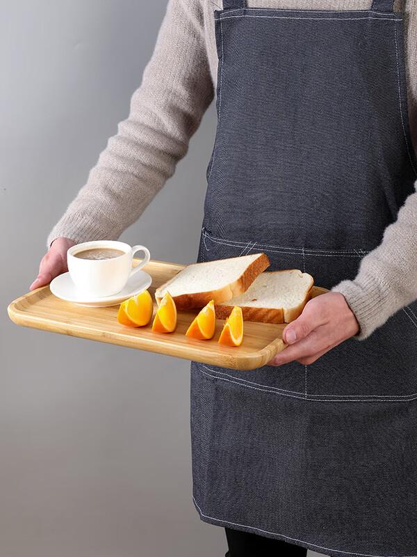 Rechteckiges Serviertablett aus Bambus und Holz im japanischen Stil