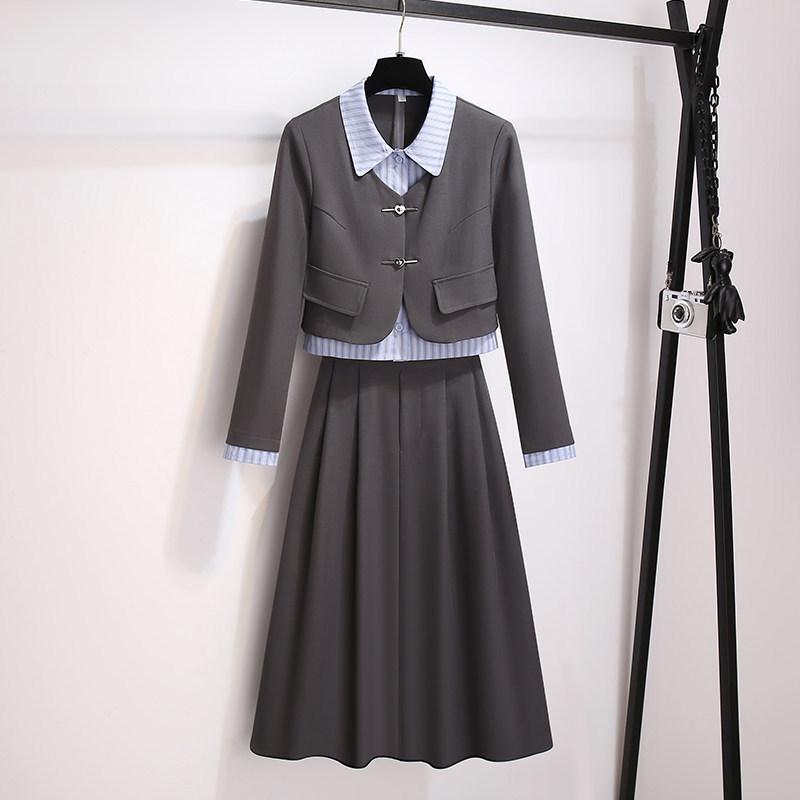 Women s Pleated Umbrella Skirt & Two-Piece Suit Jacket Set - Spring 2026 Academy Style Small серый