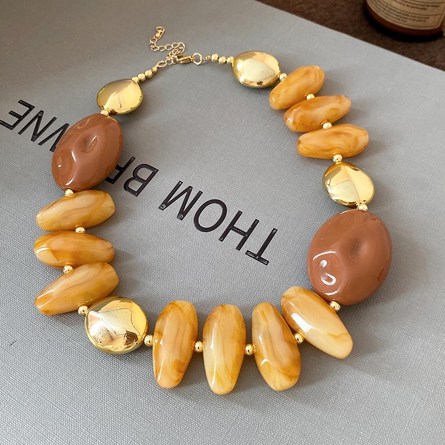 Irregular Acrylic Teardrop Necklace for Women Vintage Palace Style Jewelry Boho Collar
