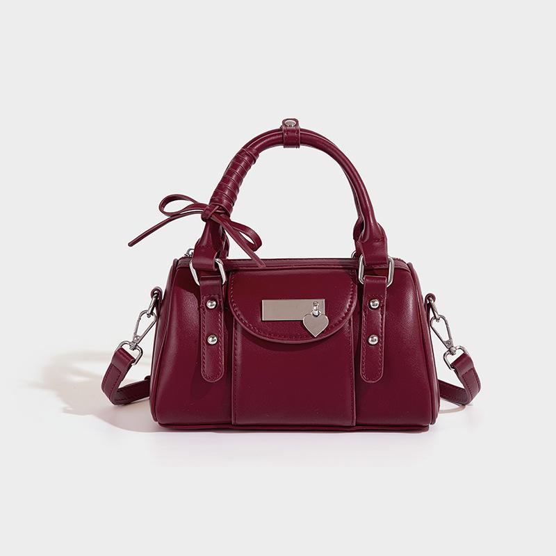 A Niche and High-quality Ballet Bowling Bag with A Sweet and Cool Heart-shaped Bow Bow Crossbody Bag