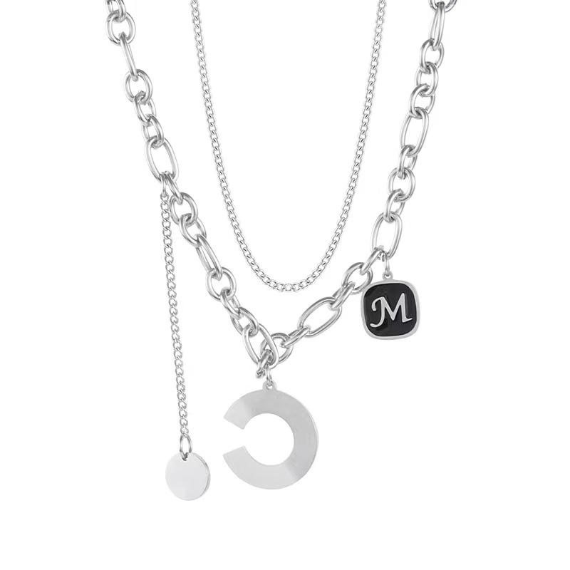 

Wind personality exaggerated letter C double-layer necklace titanium steel design sense ins light luxury collarbone chain