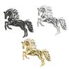 Edelstahl Pferde Brosche Anstecker Galoppierendes Pferd Anstecknadel Tier Schmuck Geschenk zum Hinzufügen von Pferde-Thema Details zu Hemden, Oberbekleidung und Ausschnitten