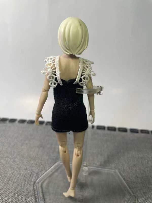 Dieses süße Einteiler-Kleid ist perfekt für Figuren im Maßstab 1:12. Es ist perfekt für Figuren im Maßstab 1:12, einschließlich Mecha Girls und Bishoujo-Figuren.. (Kopf und