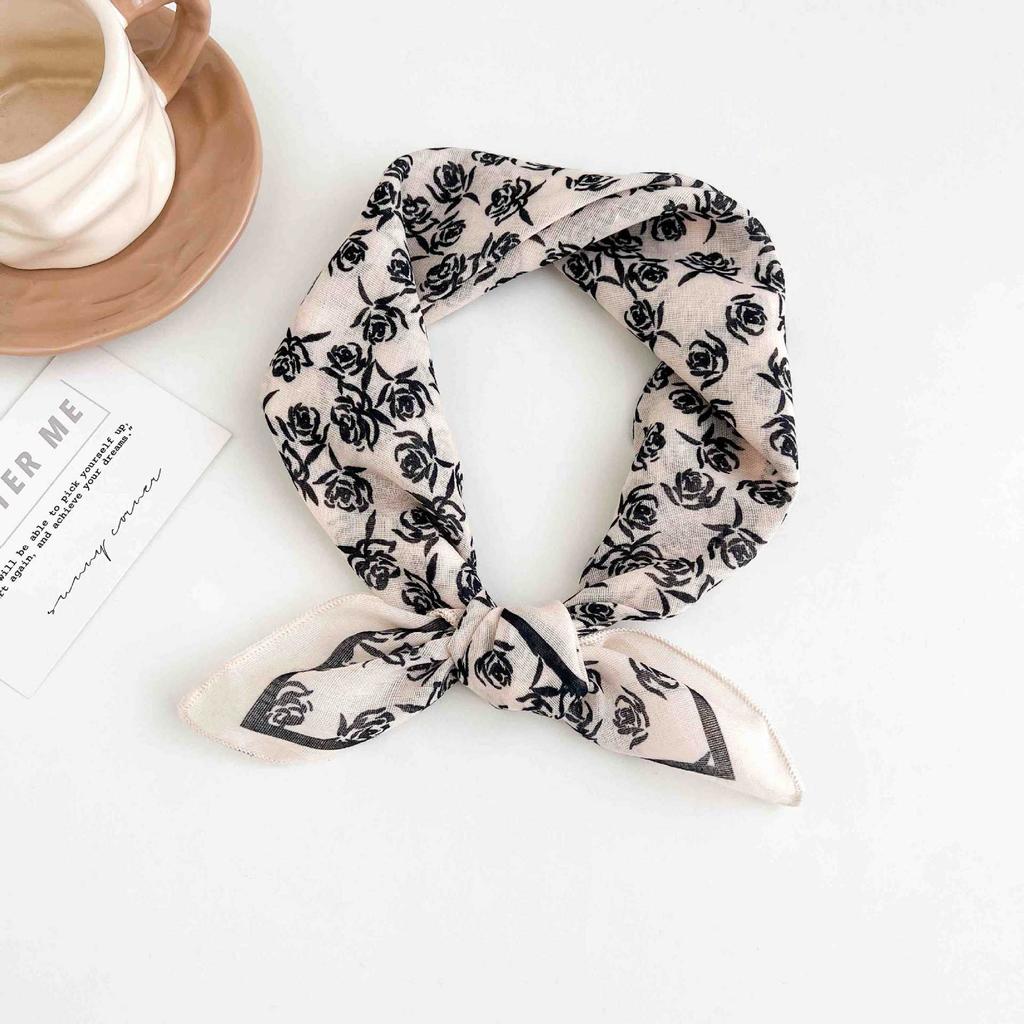 [18 cotton and linen] French high-end bag head small square scarf women's seaside photo silk scarf spring and autumn decorative versatile scarf