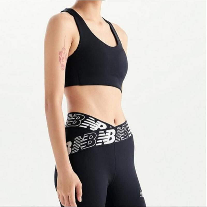 New Balance Awb11044 Nb Fuel Bra Top Nbn9d4s032 19  1977665