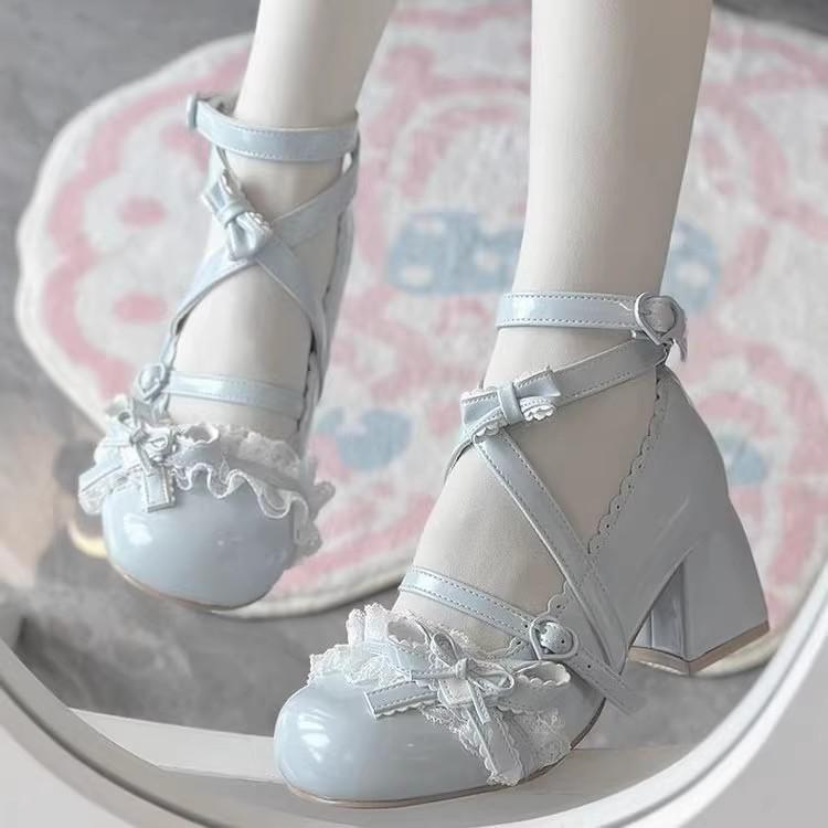 New cute lace small leather shoes round head lace sweet Mary medium heel high heel cute