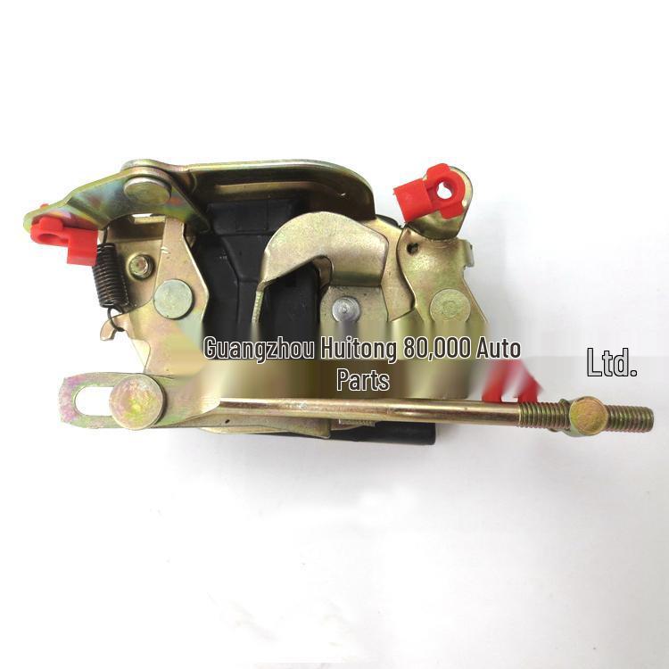 Qingling Isuzu NHR 4JA1 Right Front Door Lock Assembly