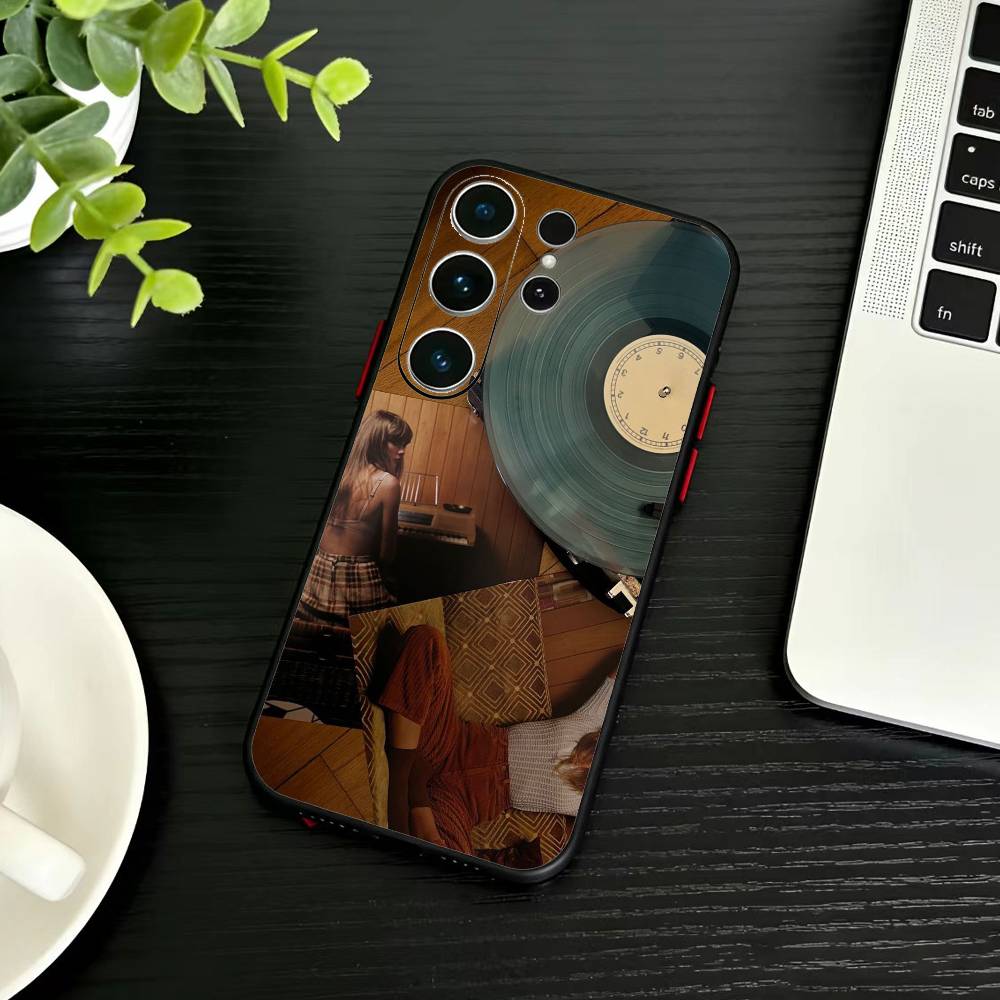 Vintage Film-Retro VHS Video Tape Label Phone Case For Samsung S26,S25,S24,S23,S22,S21,S20,Plus,Fe,Lite,Others Black Cover