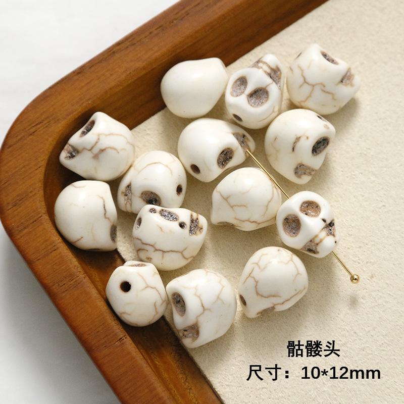 

10 шт., белая бирюзовая имитация трехмерного черепа, голова морской звезды, прямое отверстие, расшитая бисером прокладка, материал браслета «сделай сам», кулон