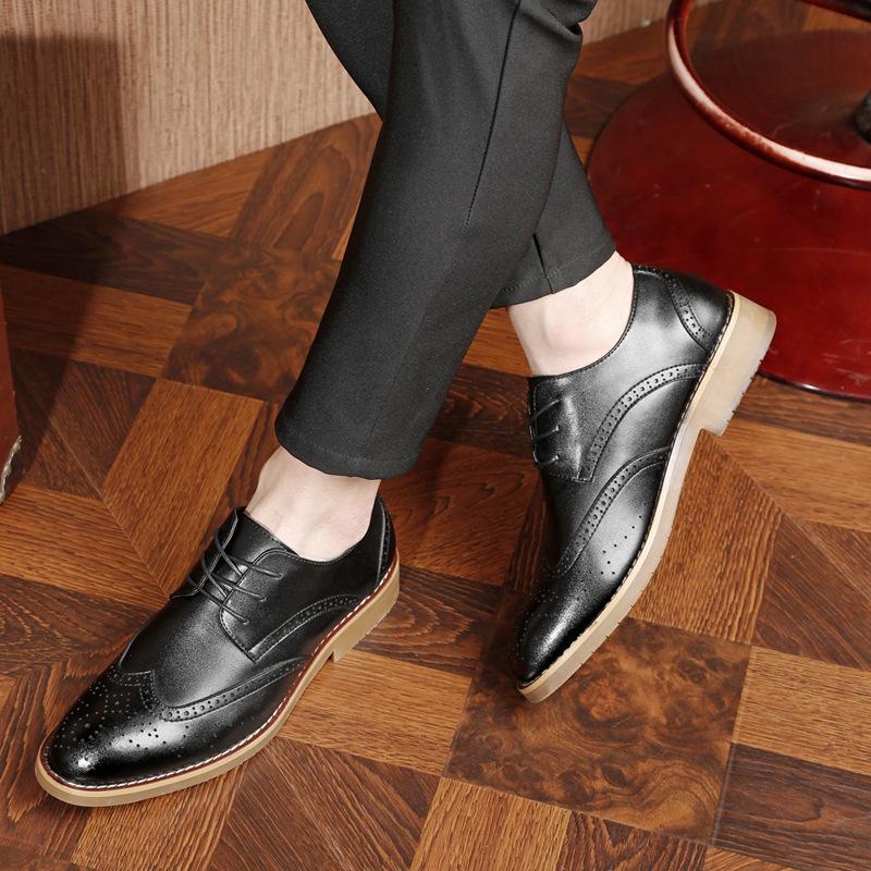 Mode mode luxe heren leren schoenen bruiloft Zakelijke kledingschoen voor jonge man Nachtclubs Gesneden schoenen ghn