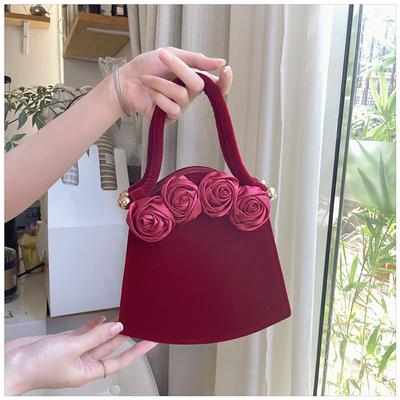 Retro Red Velvet Handbag Temperament Rose Flower Design Chain Crossbody Bag Bridal Wedding Bag Light Luxury High-end Commute Bag