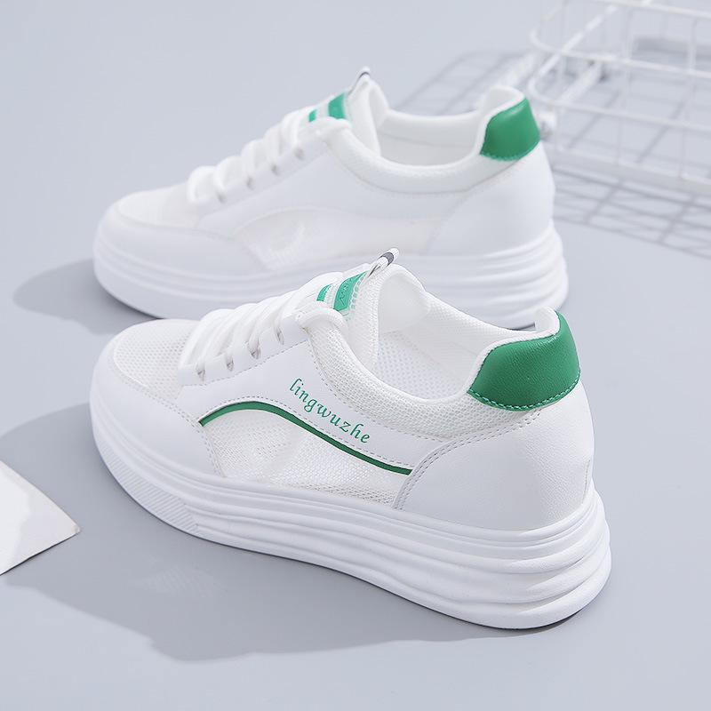 1752 Damen Weiße Sommer-Sneakers, Vielseitiger Dicksohlen-Hot-Style 2022 mit Mesh-Design zur Innenhöherlegung