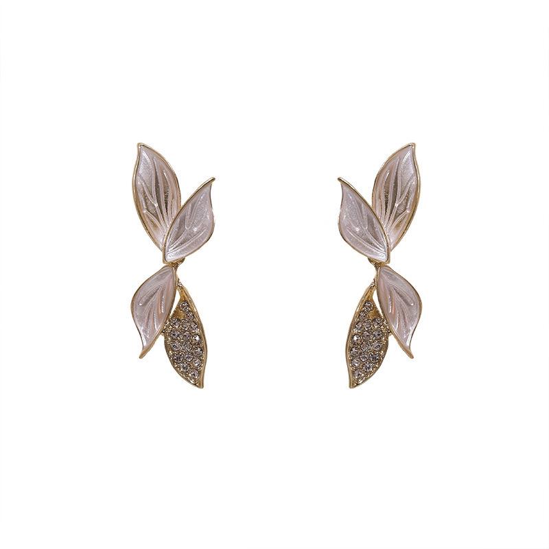Korean Super Fairy Leaf Earrings: Sparkling Diamond Luxury for Women