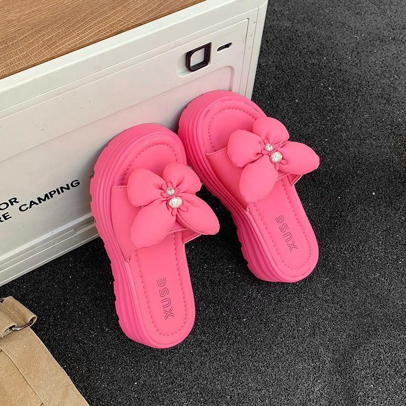 Thick-soled non-slip heightening beach sandals 2025 summer wear new popular fashionable muffin fairy wind cool slippers