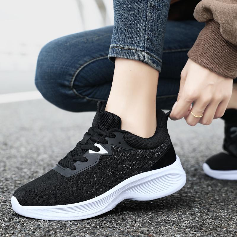 Knitted Running Sports Shoes Women Breathable Mesh Casual Sneakers Soft Sole Comfort Outdoor Trainers for Walking Jogging