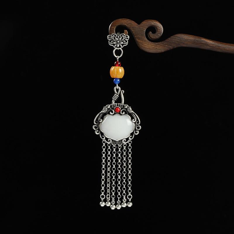 Chinese style white jade Ruyi cheongsam press pendant retro elegant high-end fringed pendant pendant Hanfu accessories women