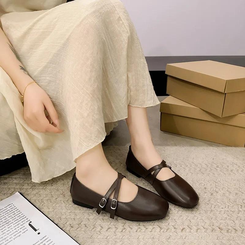 PU Round Toe Buckle Strap Mary Janes Spring/autumn Solid Women's Bags 2025 High Quality Shallow Square Heel Flats Sapatos Planos