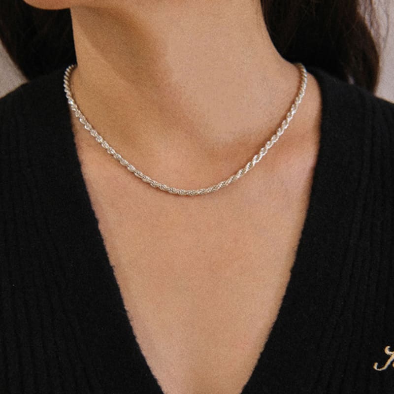 SEWNSWEN INTERLACE CHAIN NECKLACE