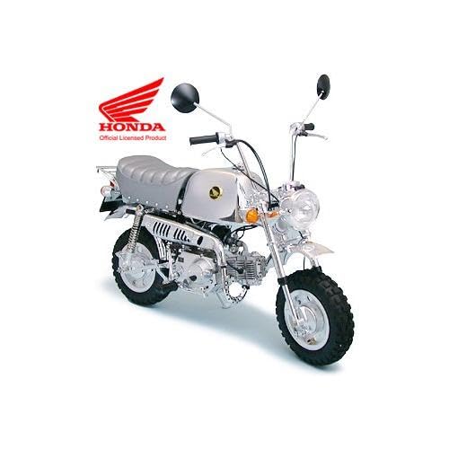 Tamiya 1/6 Motorcycle Series No. 31 Honda Gorilla Spring Collection Plastic Model 16031