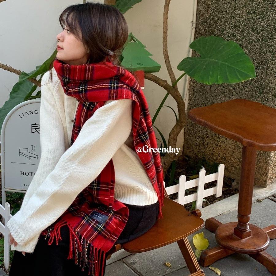 Korean version of Christmas red plaid knitted scarf high-end scarf winter thickened warm versatile shawl