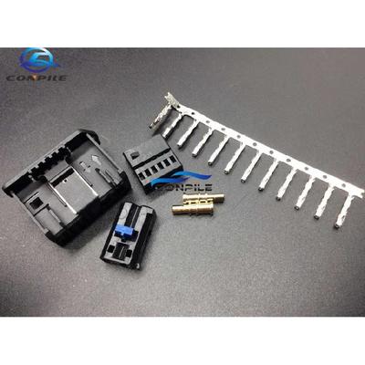 Akcesoria do elektroniki samochodowej – Kable, adaptery, gniazda