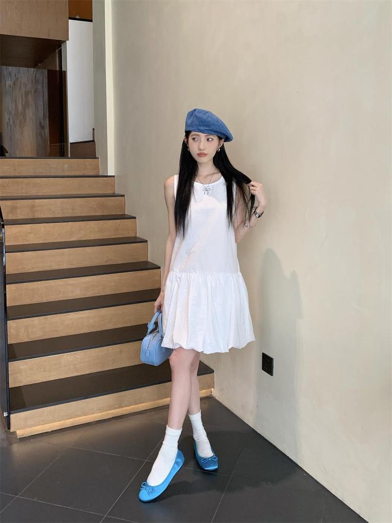 Women's Summer 2025 French White Sleeveless Camisole Dress with Flower Bud Puff Skirt