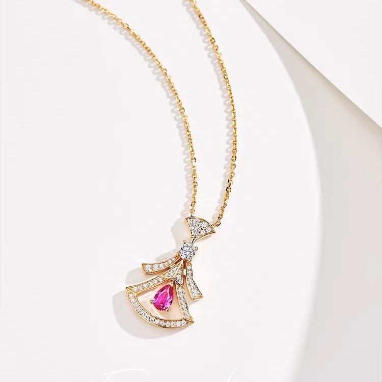 New Full Diamond Necklace for Women, Fashionable, Light Luxury, Elegant, High End, Clavicle Chain