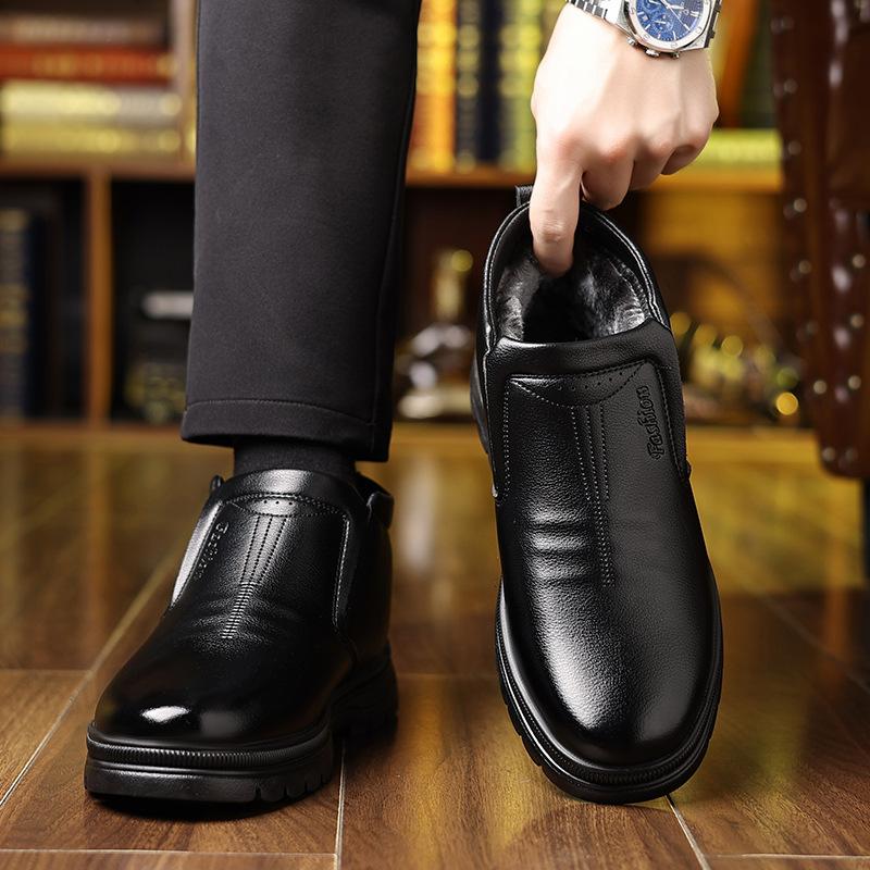 Men's casual high-top leather shoes, piled and thickened winter cotton shoes, non-slip and warm dad shoes, middle-aged and elderly men's shoes