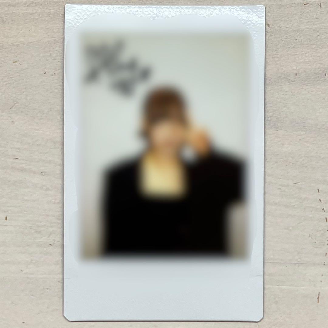 

[Б/У] Billlie Siyun Instax Polaroid с автографом Yonton