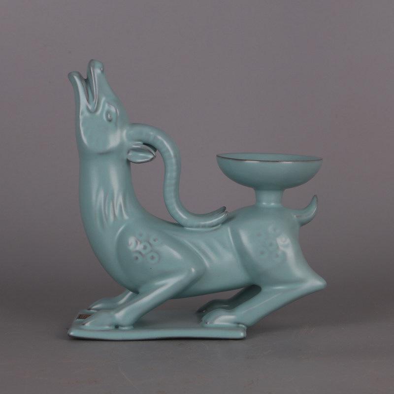 Song Dynasty Ru Kiln Sky Blue Glaze Plum Blossom Deer Pattern Porcelain Oil Lamp