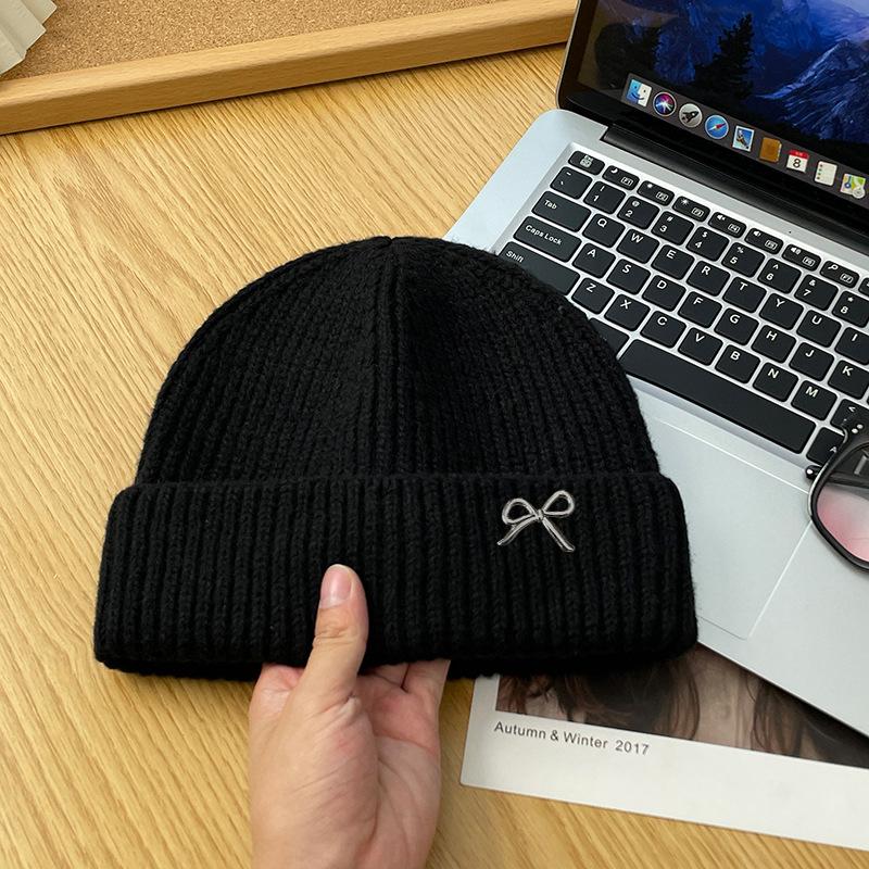 Korean Style Simple and Versatile Bow Knitted Hat Autumn and Winter Outdoor Warm and Cold Proof Woolen Hat Showing Face Small Baotou Cold Hat