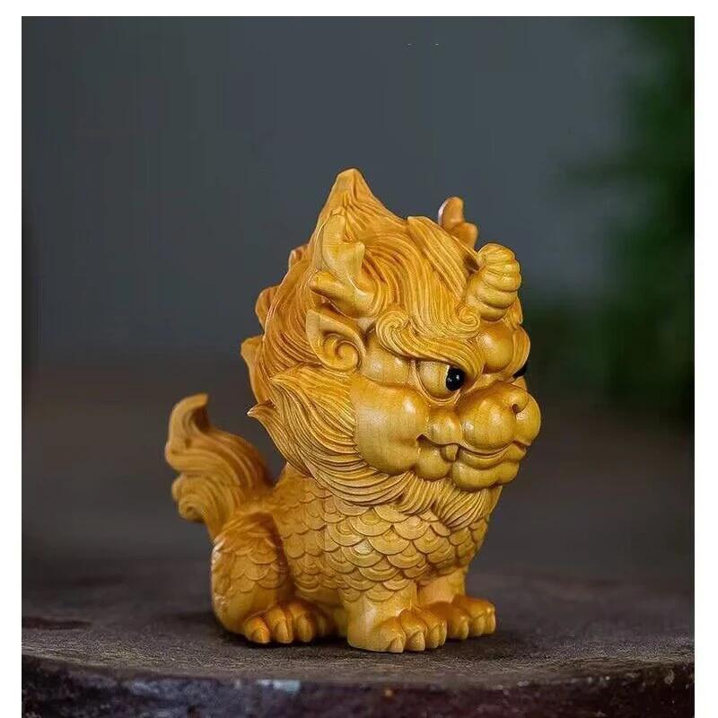

3.8x2.5x4.8cm Solid Wood Carving Auspicious Qilin Small Statue Chinese Exorcism Divine Beast Home Art Crafts 3.8x2.5x4.8cm