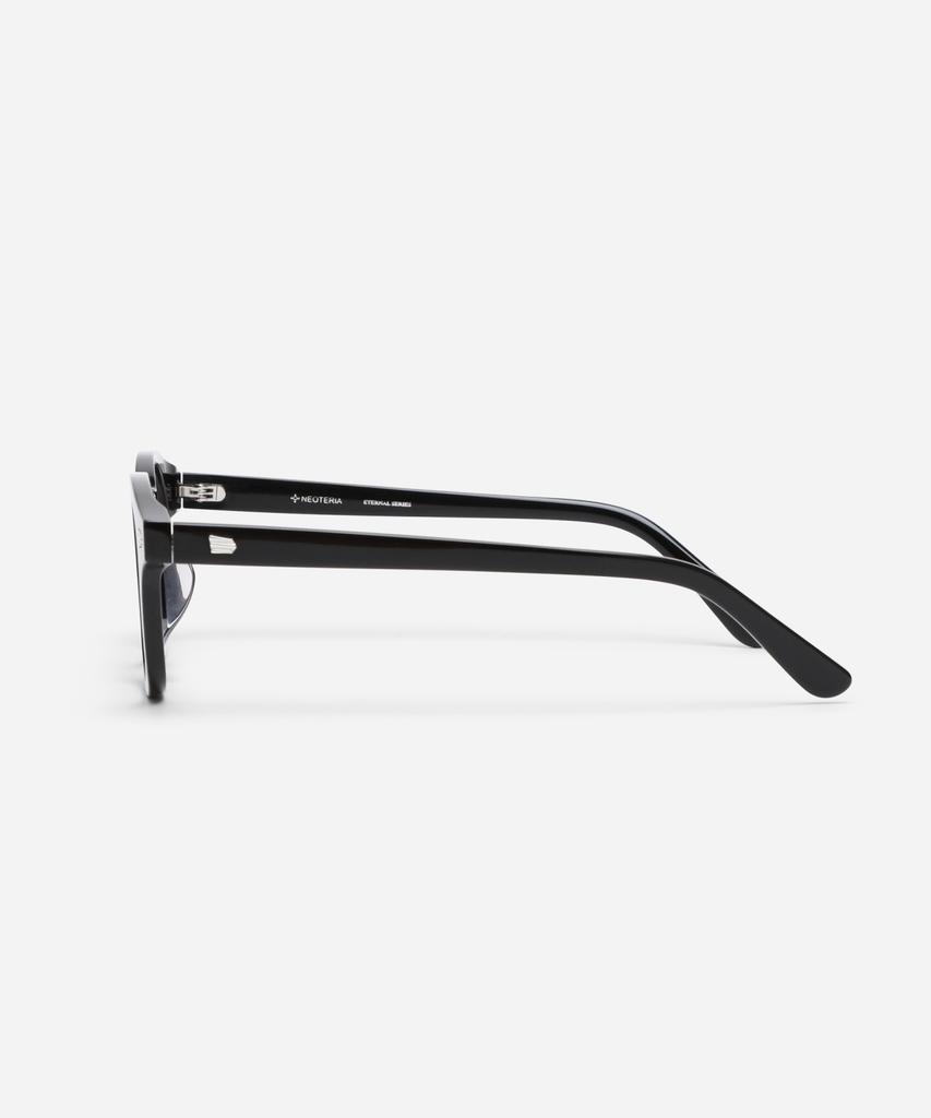 Neotelia Kolto · Black