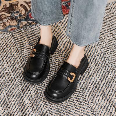 Elegáns cipők – Női Loafer cipők