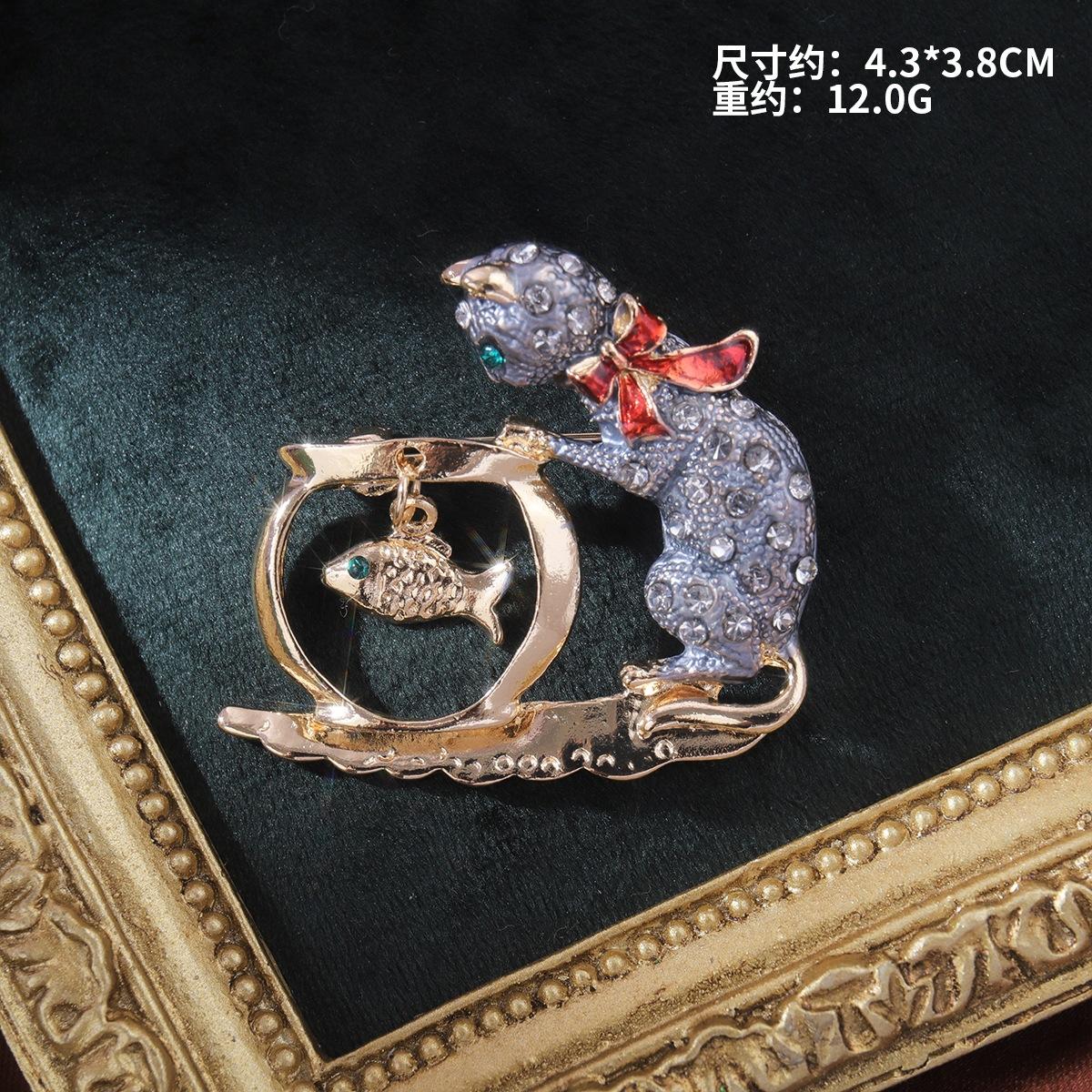 

Милая брошь в виде кошки для женщин с высоким чувством индивидуальности, капающее масло для котенка, корсаж, аксессуары для костюма