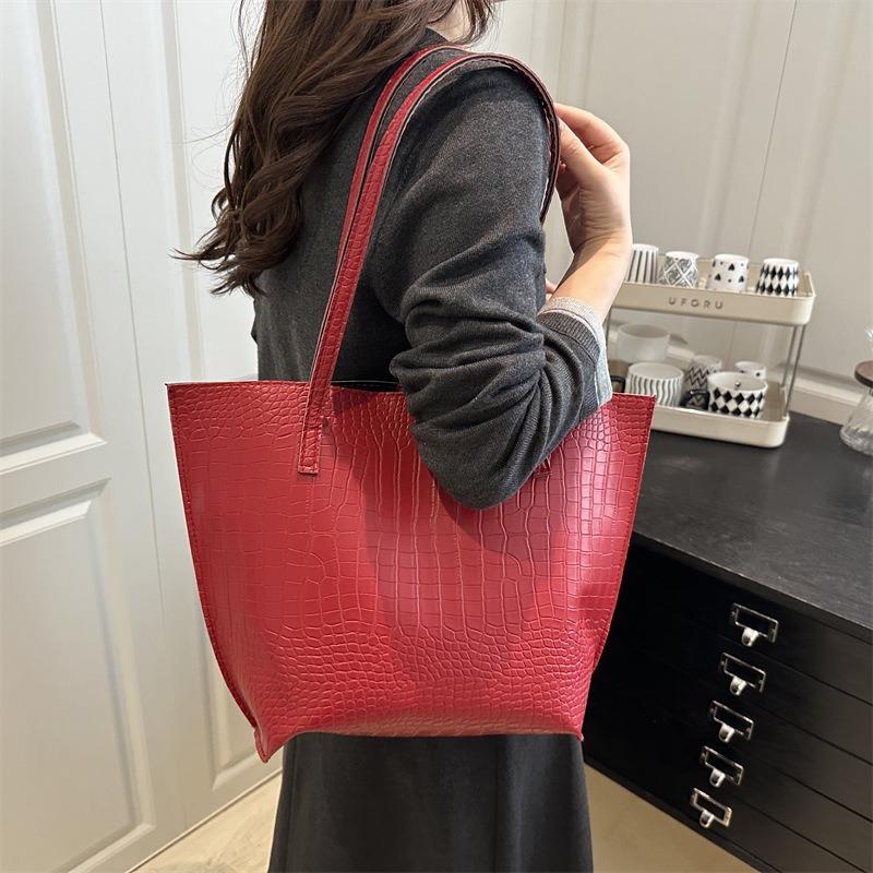 New fashionable versatile shoulder large bag crocodile pattern simple retro large capacity women's portable tote bag