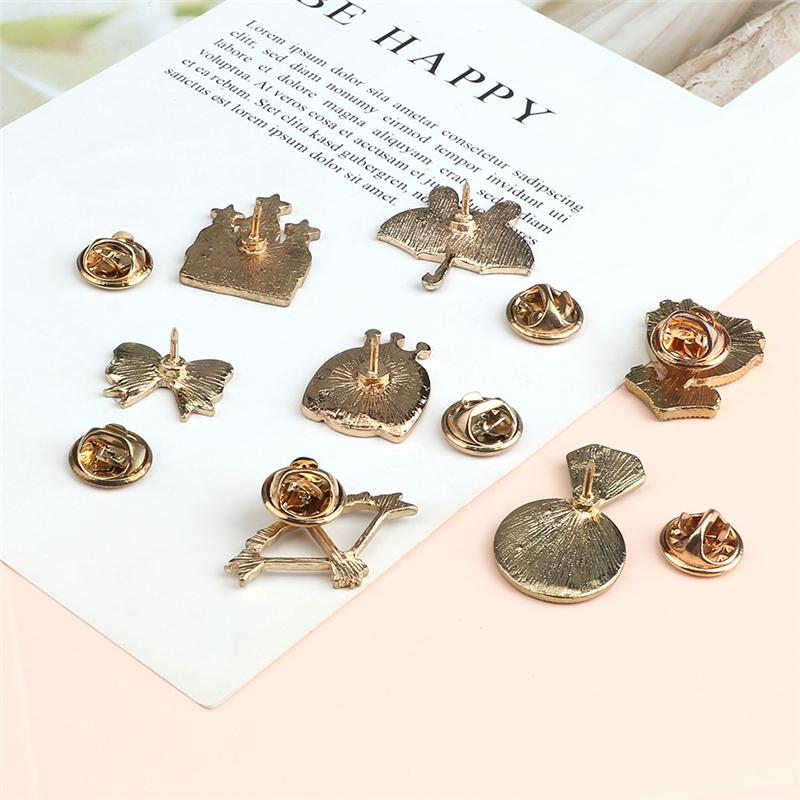 Cute Pink Series Brooch for Girl Cartoon Sweet Love Arrow Enamel Pins Princess Castle Bow Badge Bag Shirt Lapel Pin Jewelry Gift