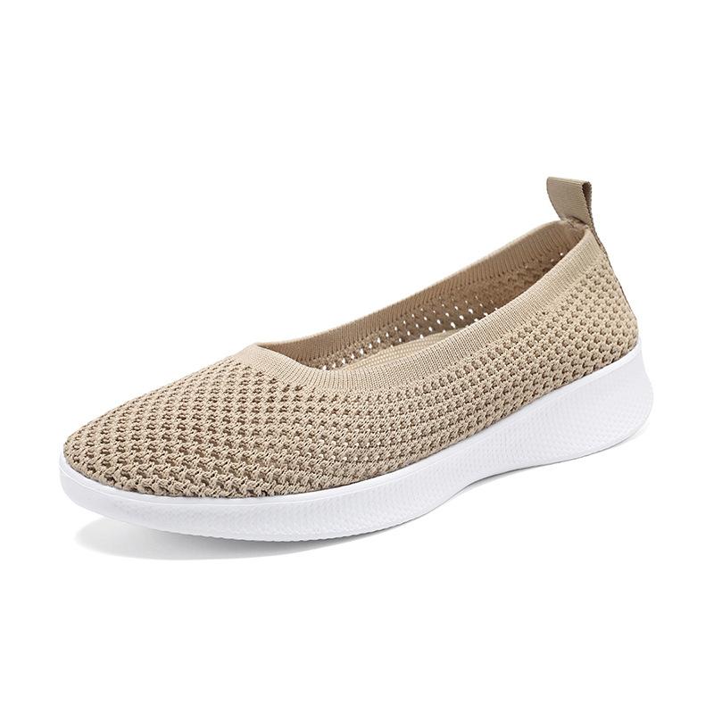Spring pointed flat bottom and soft bottom middle-aged and elderly mothers breathable hollow knitting