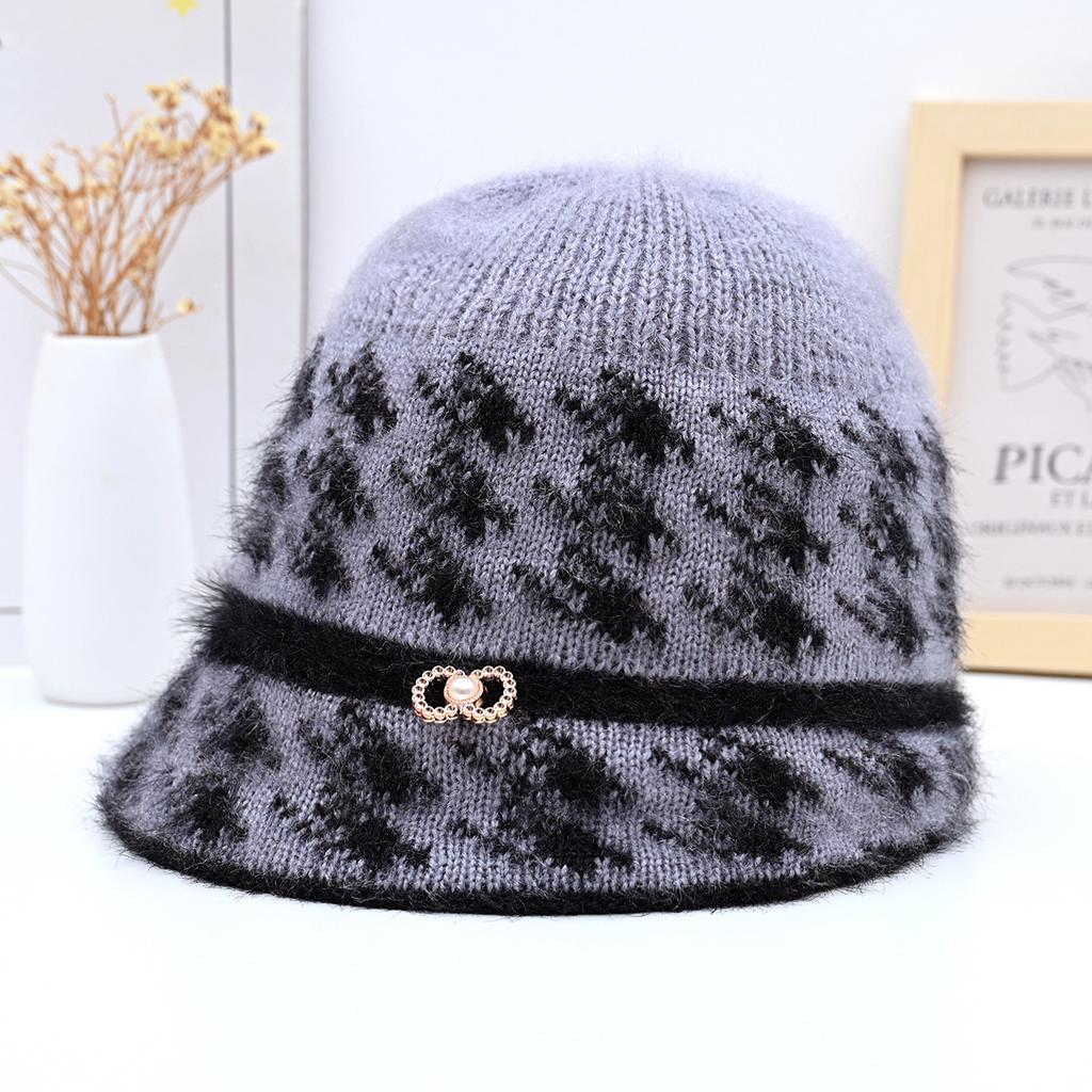 New Style Mom Hat for Women Winter Imitation Mink Fur Hat  Fashionable Leather Warm Hat  Middle Aged and Elderly Fur Tomb Cap Trend
