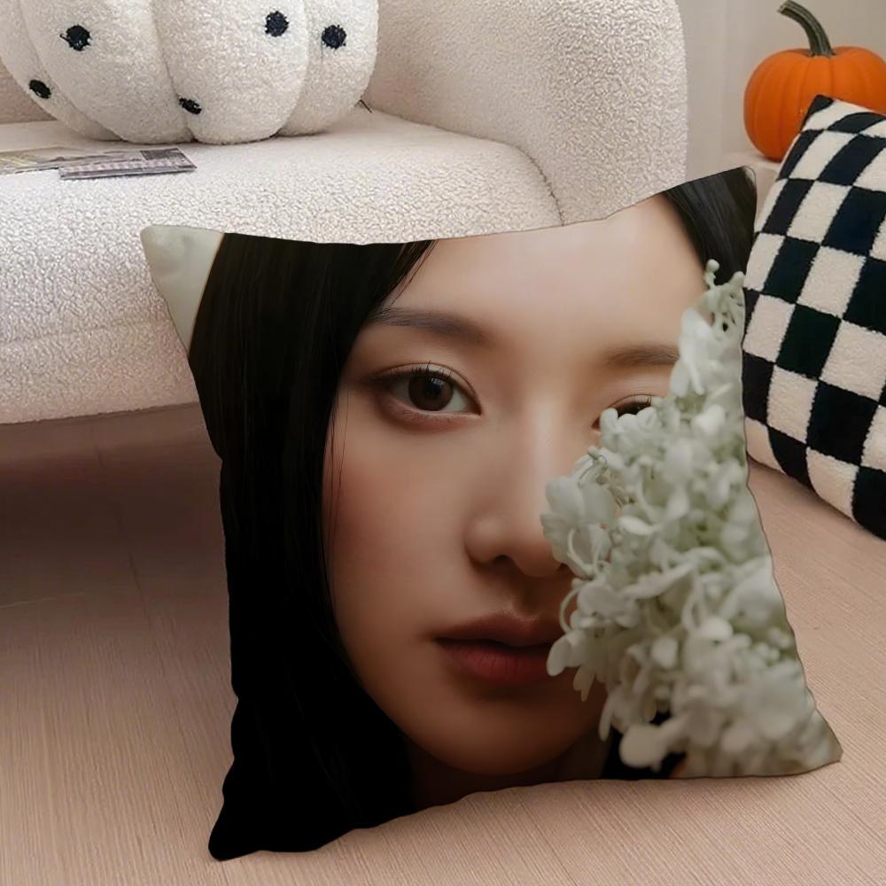 Korean KKim Ji Wons Beautiful Girl Cushion Cover Throw Pillow Cover Hidden Button Durable Polyester Chair Cushion