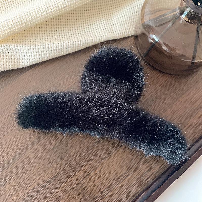 Women s Plush Hair Bun Shark Clip - High-End Autumn/Winter Hair Accessory